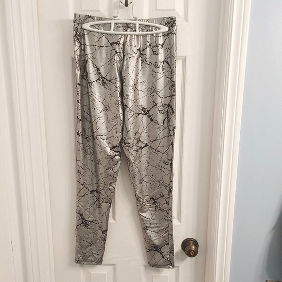 Hot Topic Blackheart Silver Crackle PU Legging M - Picture 1 of 4